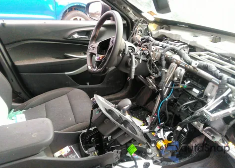 2024 Chevrolet Trax Fwd 1Rs из США, поврежденный, VIN KL77LGE24RC178513